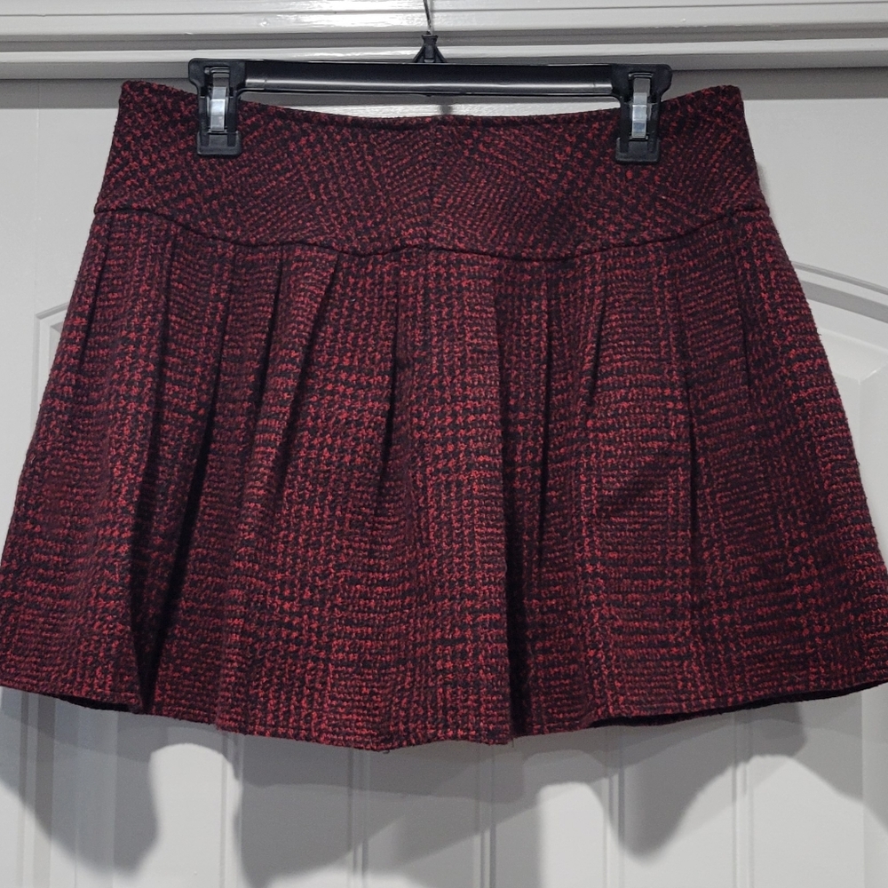 Chouyatou Wool Blend Red and Black Pleated Tweed Mini Skirt